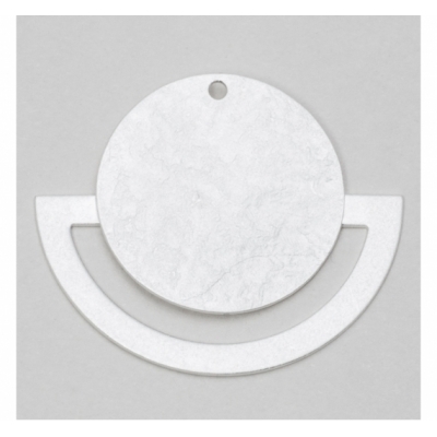 Colgante placa redonda golpeado de 20mm con silueta medio circulo