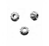Abalorio bola golpeada de 4mm con paso de 1,4mm plata de ley